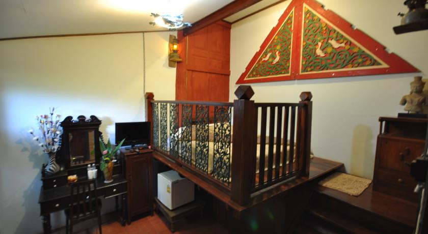Ayutthaya Bouchic Hostel Ngoại thất bức ảnh